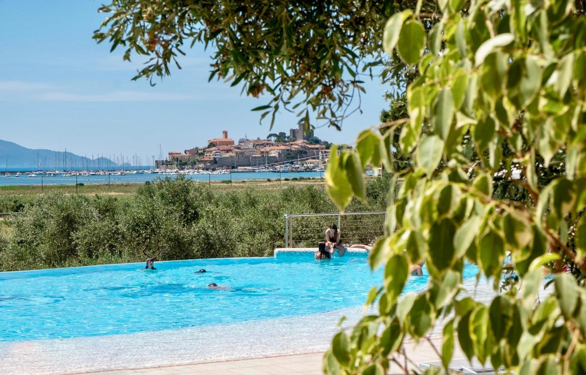 Isa - Residence With Pool And Private Beach In Talamone Just 500 Mt From The Beach Kültér fotó